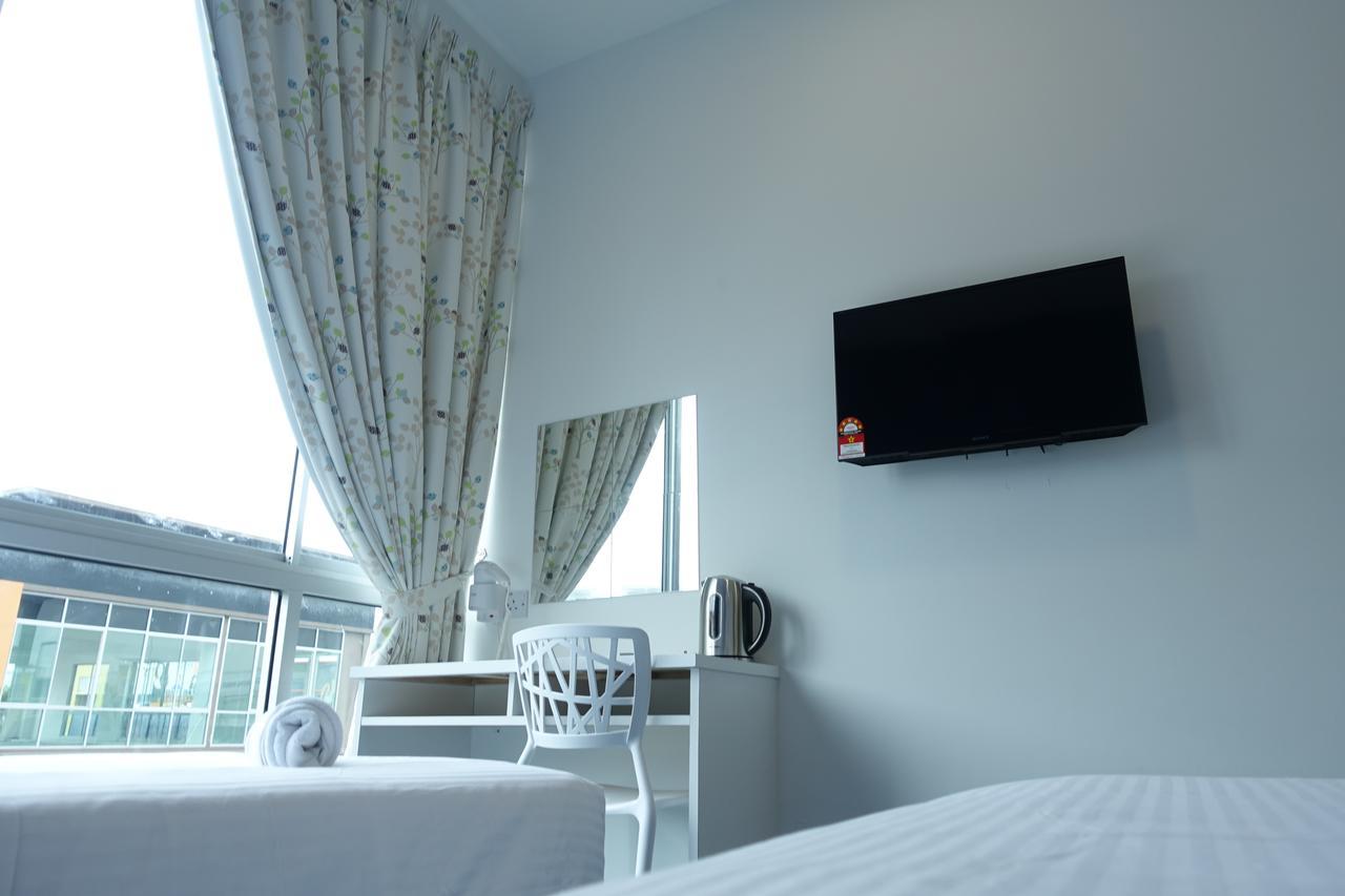 Hotel 10 2*